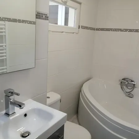 La Cote Sauvage Bed & Breakfast *