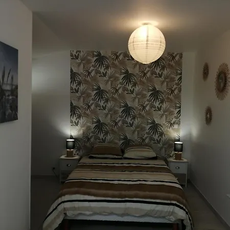 La Cote Sauvage Bed & Breakfast *